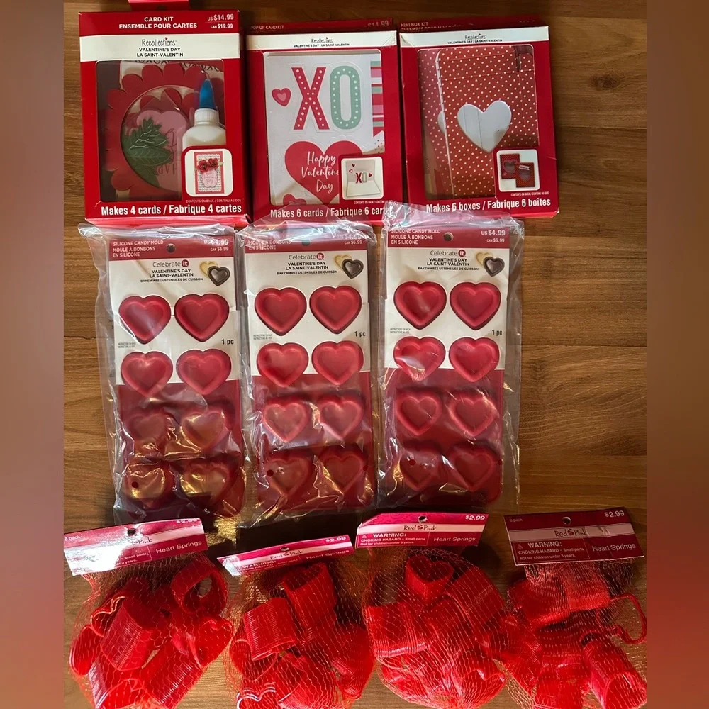 Recollections Red Heart Party Card Set Big Lot of Valentines Goods